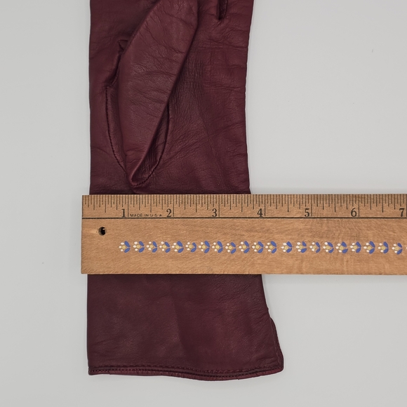 VTG Guder Maroon Leather Gloves Sz8 Silk Lined Gauntlet Gloves Gold Dome Buttons - Picture 13 of 15
